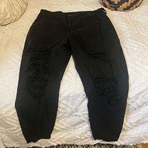 American Eagle Curvy High Rise Jegging 18 Short-Very Distressed